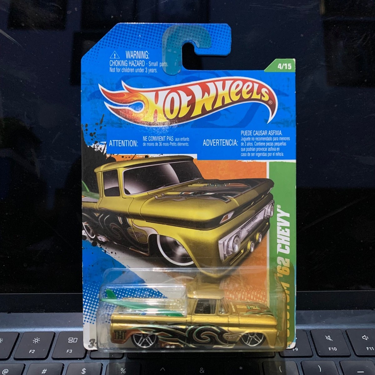 ミニカー Hot Wheels Custom '62 Chevy TreasureHunt BLISTER ISSUE Hot Wheels 2011 Treasure Hunt Custom '62 Chevy