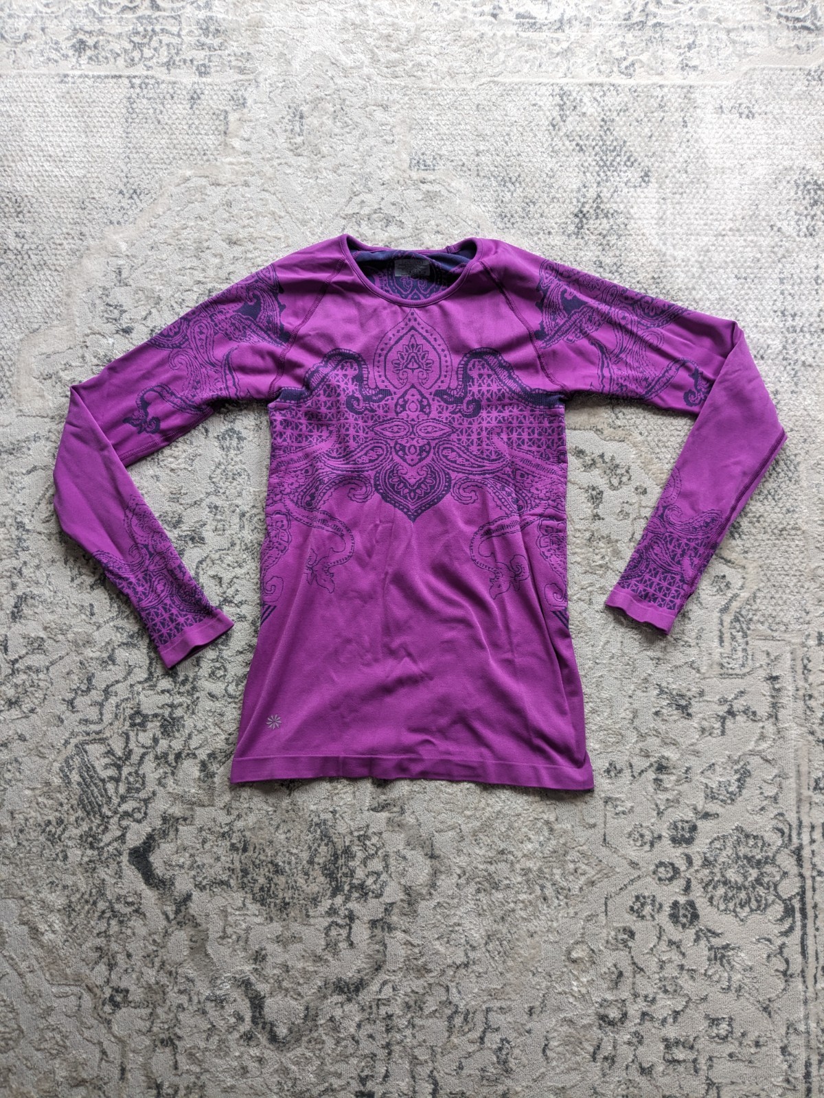 Athleta Patterned Long sleeve Workout Top Women's… - image 1
