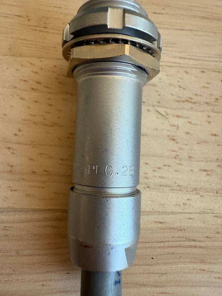 LEMO PFG.2B.309.CLAD72 FGG.2B.309.CLAD72 9 pin connector - male and female pair - Image 2 of 4