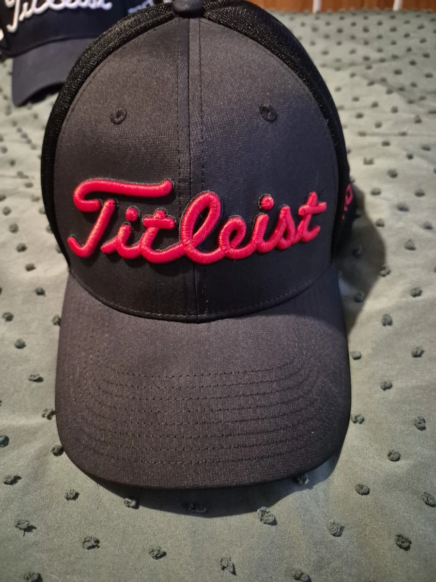Casquette de golf Titleist Footjoy FJ Hat rouge noir pro V1 strapback
