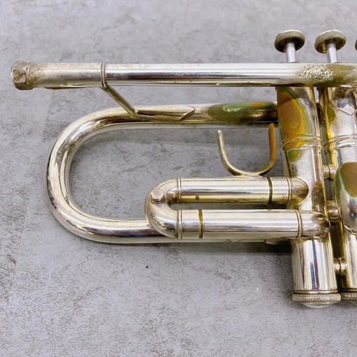 Vincent Bach Stradivarius 180MLS 37SP Trumpet Used with Case - Picture 2 of 9