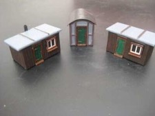 O Gauge Lineside Huts / Plastic Kit / Scale Model Railway Building