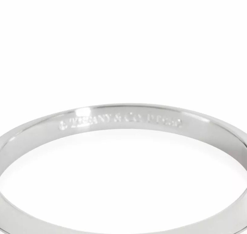 TIFFANY & Co. Platinum 2mm Knife Edge Wedding Band Ring 8.5 View 4