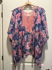 Charlie Paige Wrap Shawl Cape Kimono Floral Print Pink and Blue NWOT One Size