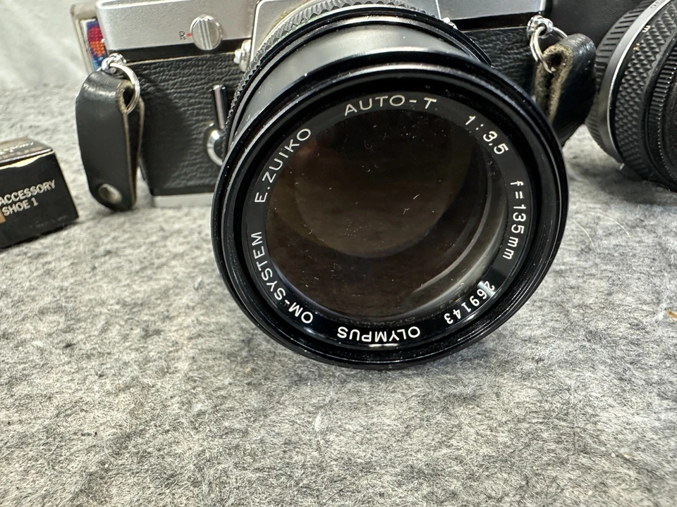 Olympus OM-1 MD 35mm SLR w 50mm f/1.8 Zuiko Auto-S and Zuiko 135mm f/3.5 lenses - Image 4 of 4