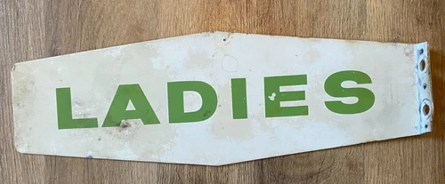 VINTAGE TEXACO SERVICE STATION LADIES PORCELAIN METAL RESTROOM FLANGE SIGNS