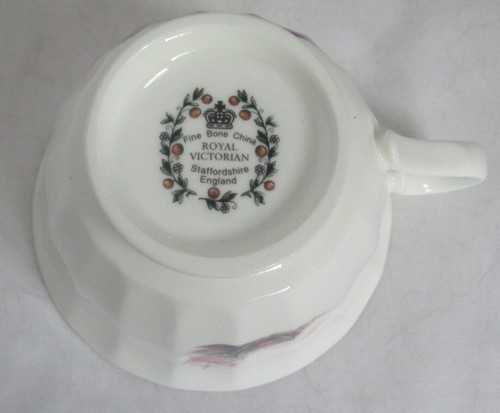 Royal Victorian Fine English Bone China Teacup Tea Cup Saucer Pink Irises Flower - Picture 8 of 8