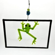 Handcrafted Frog Fused Glass Suncatcher Window Hanging Home Decor Green 6x8 in