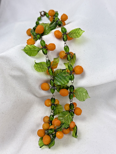 Miriam Haskell ? Unsigned Necklace Early Leaf & Orange Beads 16" Dangle - Picture 2 of 9
