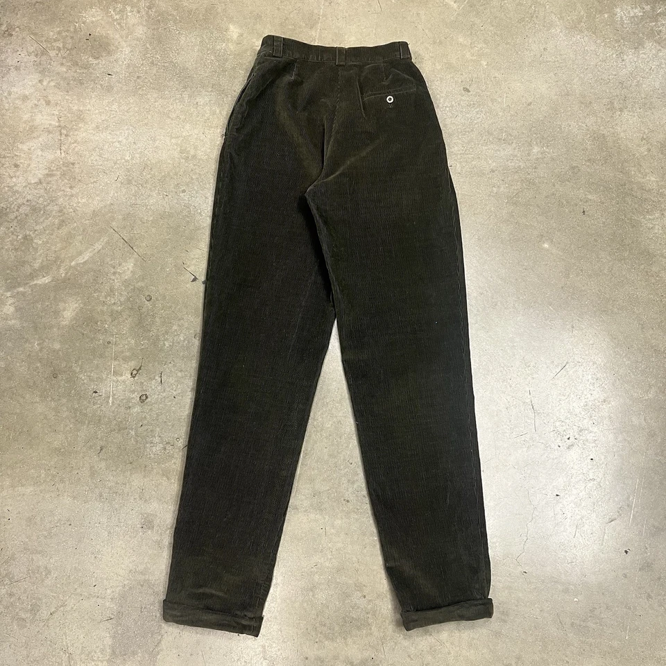 Pantalones Burberry vintage de pana para mujer 26 verdes gruesos bolsillos plisados dobles Foto 2 de 4