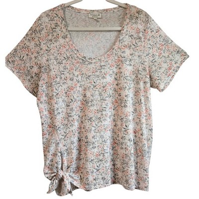 Studio B by Bobeau Women's 1X Floral Side Tie Scoop Neck Short Sleeve Top Peach
