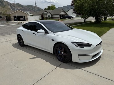 2022 Tesla Model S Plaid