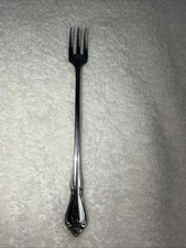 Oneida ARBOR ROSE Stainless TRUE ROSE 1881 Rogers Ltd 1 Cocktail Fork Flatware