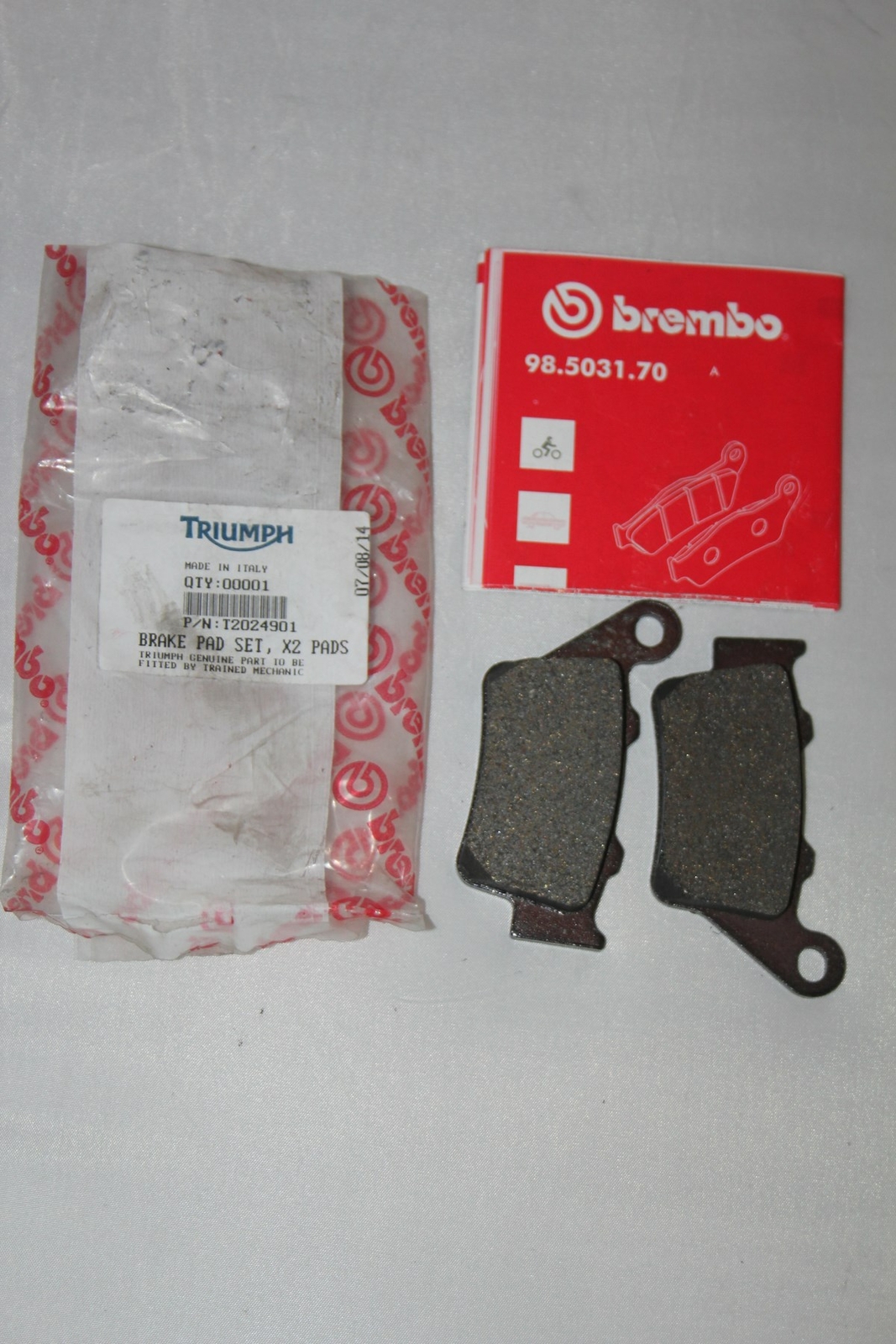 Plaquettes frein moto Triumph Daytona 675 résistant au sifflement arrière Brembo T2024901