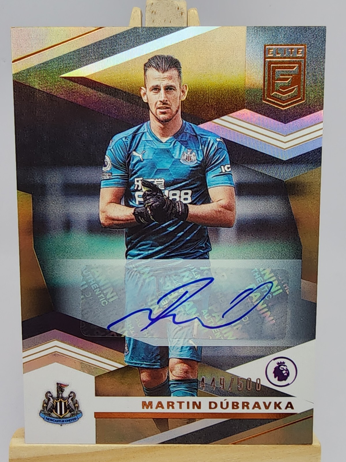 Martin Dubravka 2020-21 Chronicles Elite Premier League Auto #20 /500 Newcastle