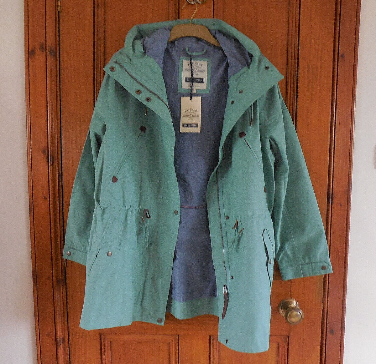 Fat Face Taylor Waterproof Jacket Green/Soft Sage Size 22