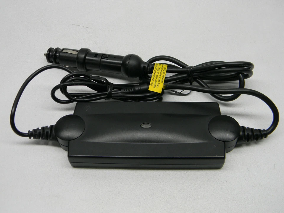 Fuente de alimentación original Fujitsu 90W DC adaptador auto portátil #716 Foto 2 de 4