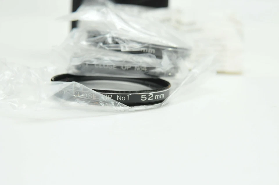 Kalt 52mm Close Up Lens Set Of 3 No 1, No2 And No4 With Case for Nikon Canon - Image 3 of 3