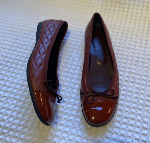 french sole red ballet flat