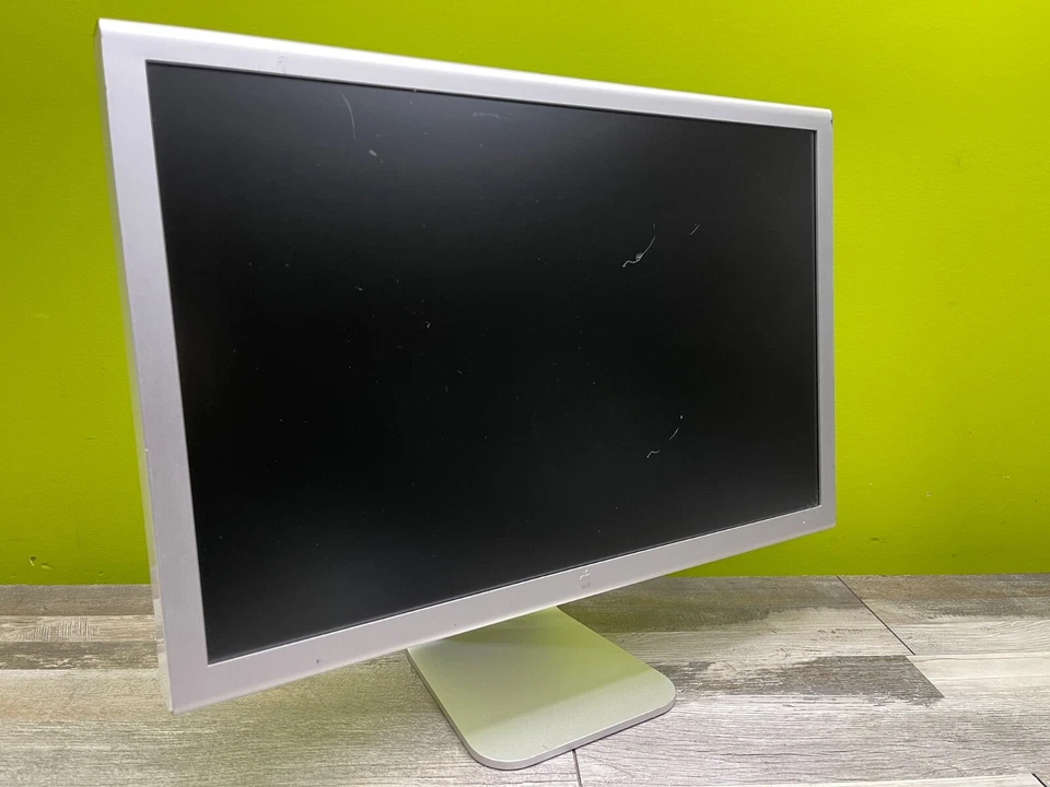 Apple 23" Cinema Display A1082 DVI Classic Aluminum 1920x1200 - w/ Power Supply - Image 4 of 4