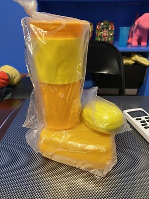 Tupperware Set