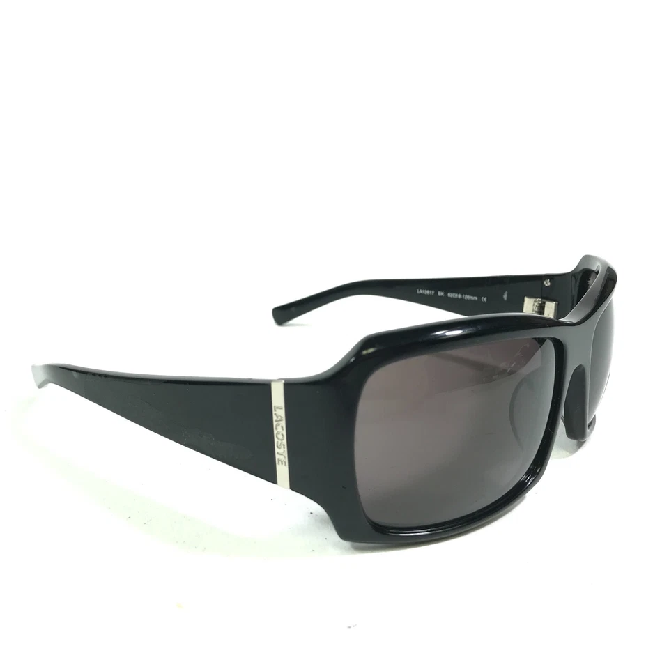 Lacoste 太阳镜 LA12617 BK 黑色方形镜框带紫色镜片 62-18-120 — 第 3/4 张图片