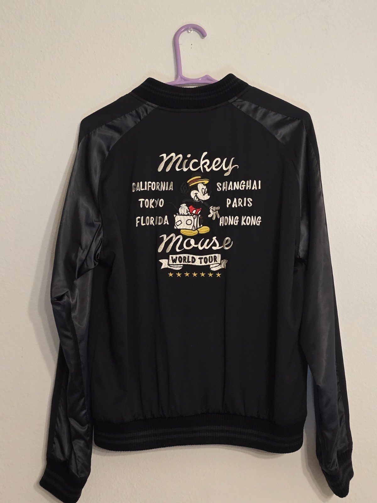Uniqlo x Disney Bomber Jacket Mens XS Black Satiny Mickey Mouse World Tour RARE