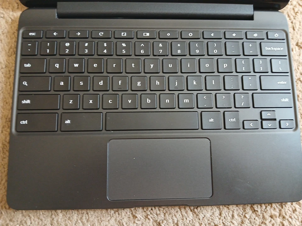 Samsung Chromebook XE500C13-K04US 4GB, 16GB EMMC, intel Celeron n3060 1.6ghz - Imagem 2 de 4