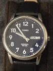 Vintage Timex Indiglo Men's Quartz Analog Wristwatch Day/Date Leather Silver