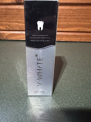 V-White Fresh Clean Mouth Cavity Care Toothpaste Photocatalyst 60 ml NEW 