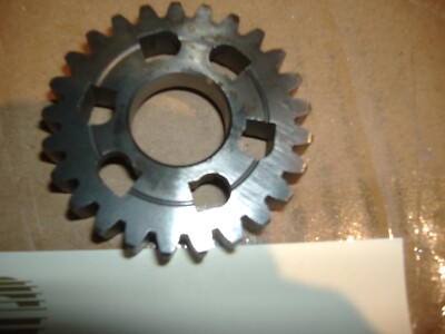 Suzuki 3rd driven gear 24331-28300 TM125 TM100 NOS OEM | eBay