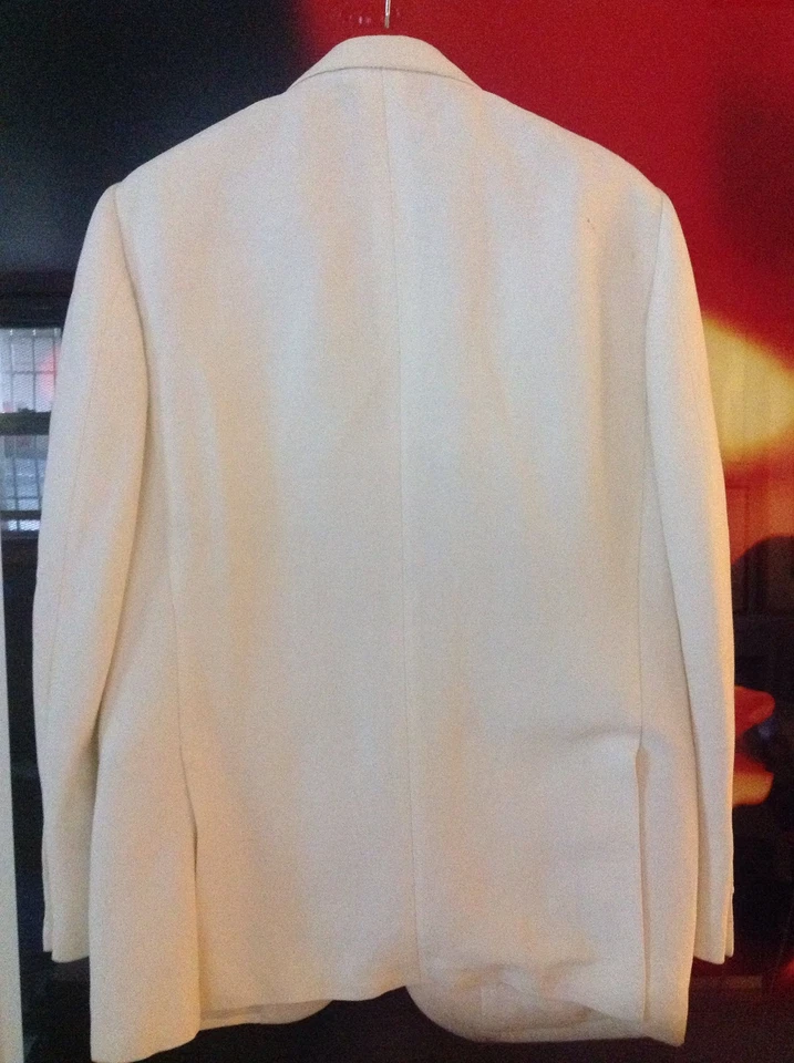 ISAIA - IVORY COLOR DINNER TUXEDO JACKET COAT-SATIN LAPELS - Size 48 EURO - Image 2 of 4