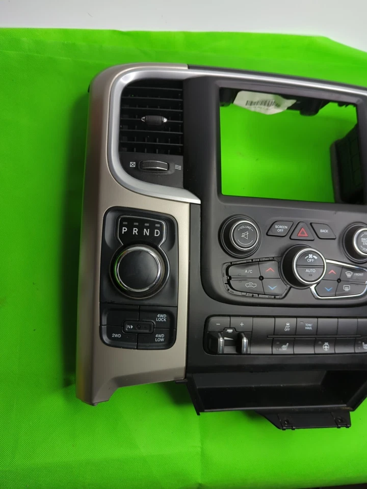 2015 RAM 1500 2500 3500 CENTER DASH RADIO CLIMATE AC CONTROL TOWING ASSEMBLY OEM - Image 3 of 4