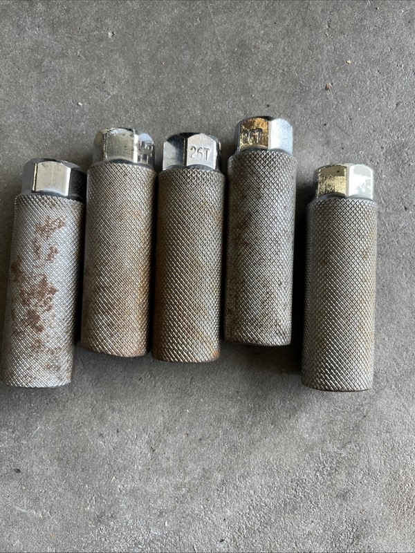 Vintage Old School GT Freestyle Pegs Threaded 26T x 3/8"