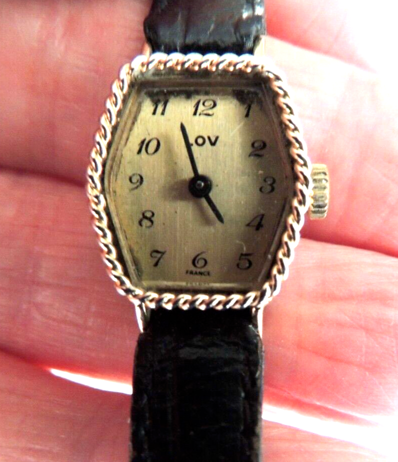Montre Bracelet Ancienne De Marque Lov - Pour Femme - Ne Fonctionne Plus (à Réparer)