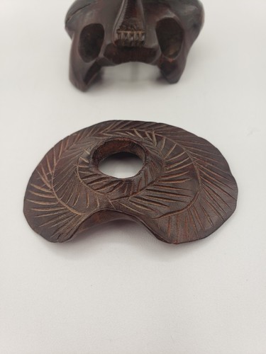 Hand Carved Statue Asian Art Hong Kong "Aoo" Carved Wood Wise Old Man Bearded - Picture 6 of 8
