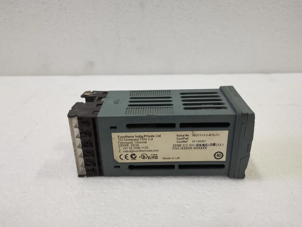 Contrôleur de température EUROTHERM 2216E - Photo 2/4