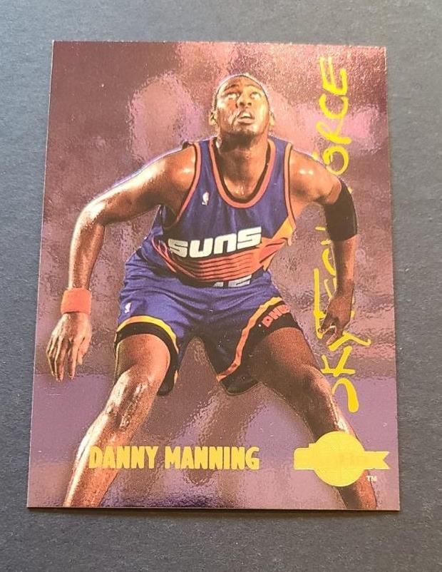 1994-95 SkyBox Premium Skytech Force #SF14 Danny Manning