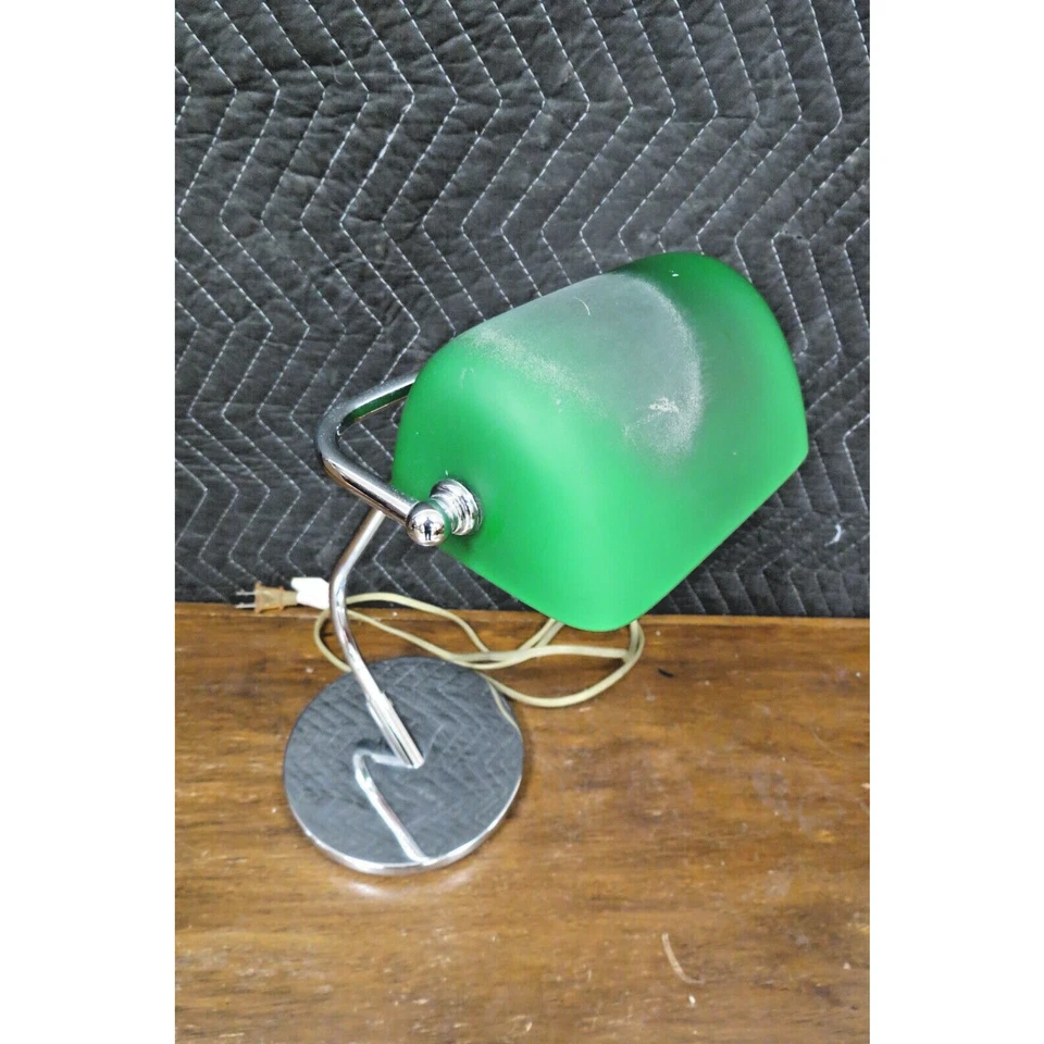Lámpara Banquera Tradicional, Lámpara de Mesa o Lámpara de Escritorio - Cromo con Pantalla Verde Foto 2 de 4