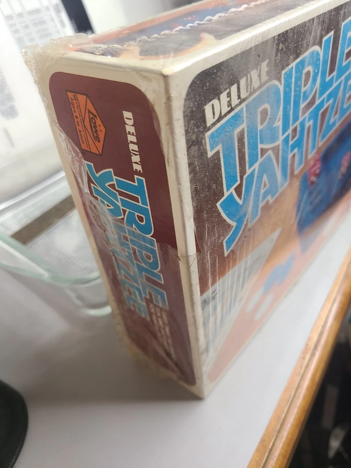 Vintage Deluxe Triple Yahtzee 1978 Dice Game 100% Complete by E.S Lowe Sealed - Image 2 of 4