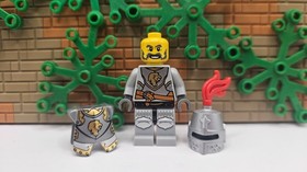 (S1/5/4) Lego Kingdoms cas443 Lion Knight Armor from set 7947