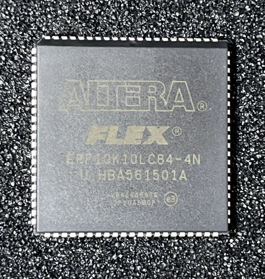 ALTERA EPF10K10LC84-4N FPGA  Programmierbarer Baustein, obsolet