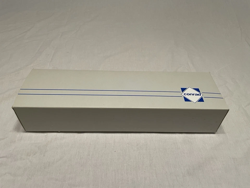 Conrad No. 6125 Man Lowboy - Image 4 of 4