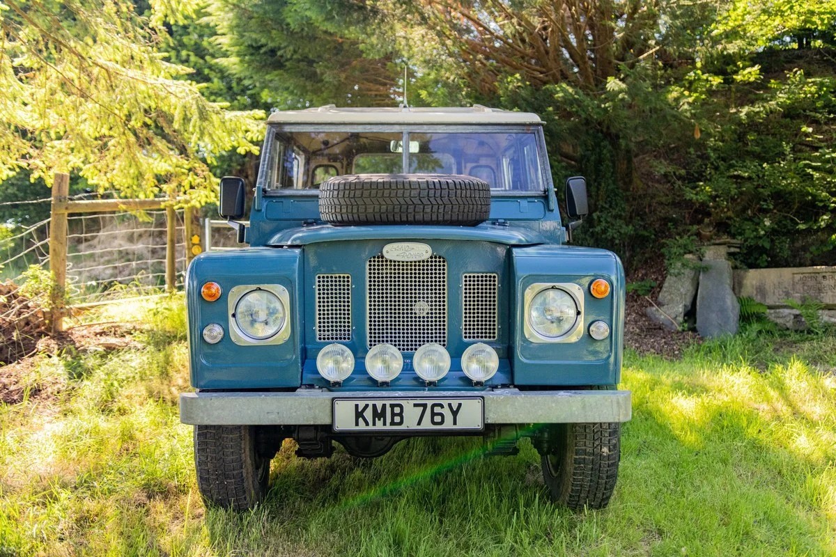 1982 Land Rover Series III 88 Inch Twin Su Carburettors