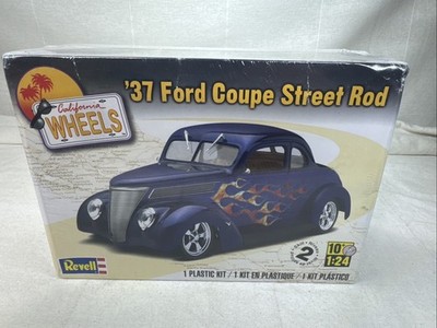 Revell '37 Ford Coupe Street Rod 1/24 Model Kit 85-4097 NEW inFactory Sealed Box