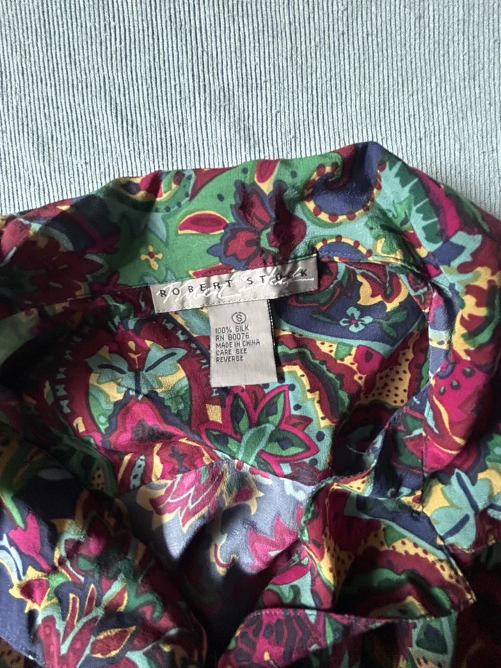 CAMISA ROBERT STOCK VINTAGE SEDA ESTILO FLORAL MANGA LARGA BOTÓN TALLA PEQUEÑA Foto 4 de 4
