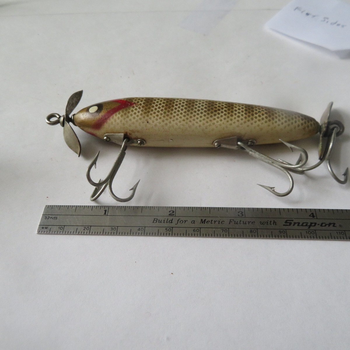 FISHING LURE MINNOW 4