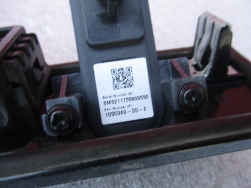 2017-2023 TESLA MODEL 3 TRUNK LID REAR VIEW BACKUP PARKING ASSIST CAMERA OEM - Foto 5 di 7