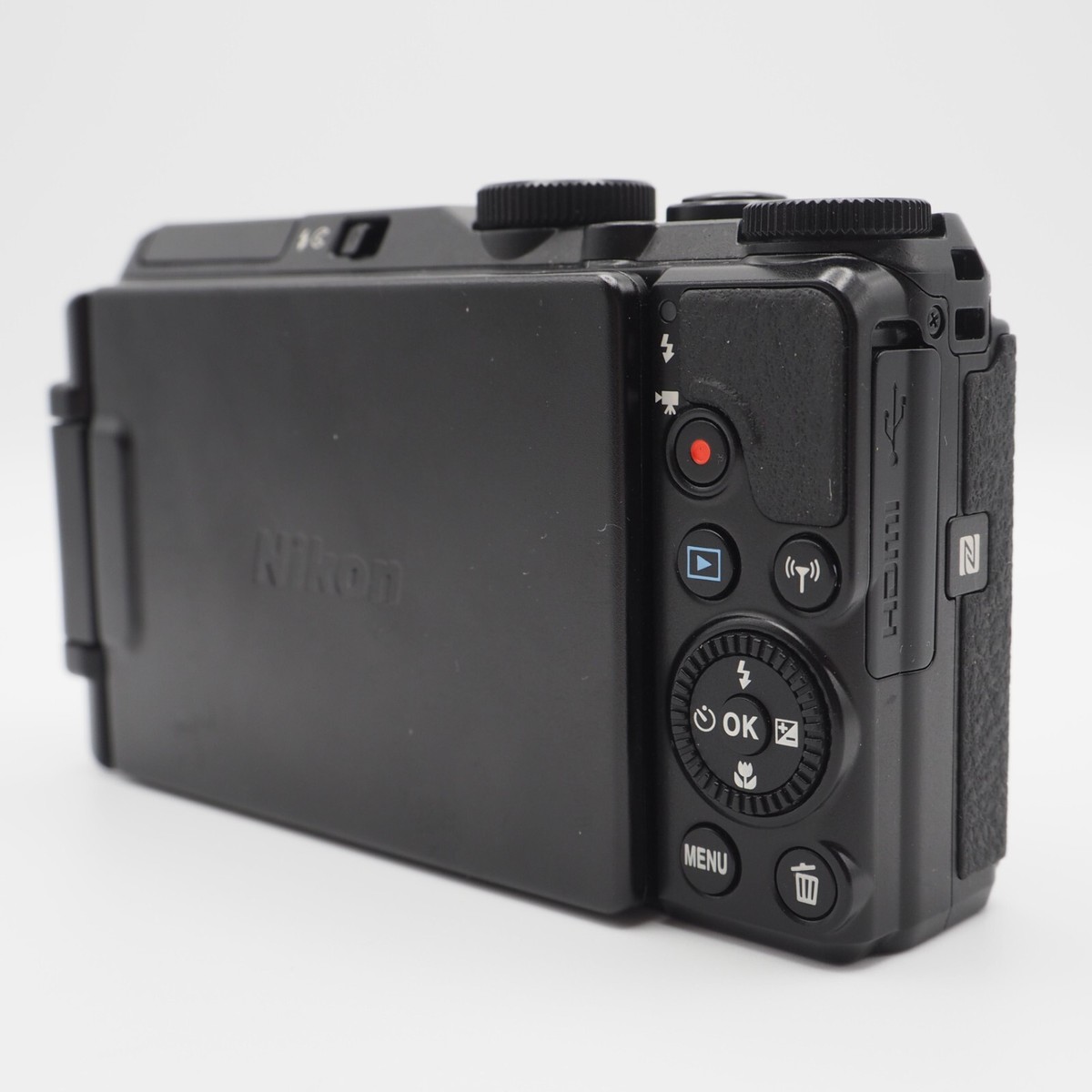 Mint] Nikon COOLPIX S9900 16.0MP Digital Camera w/Battery