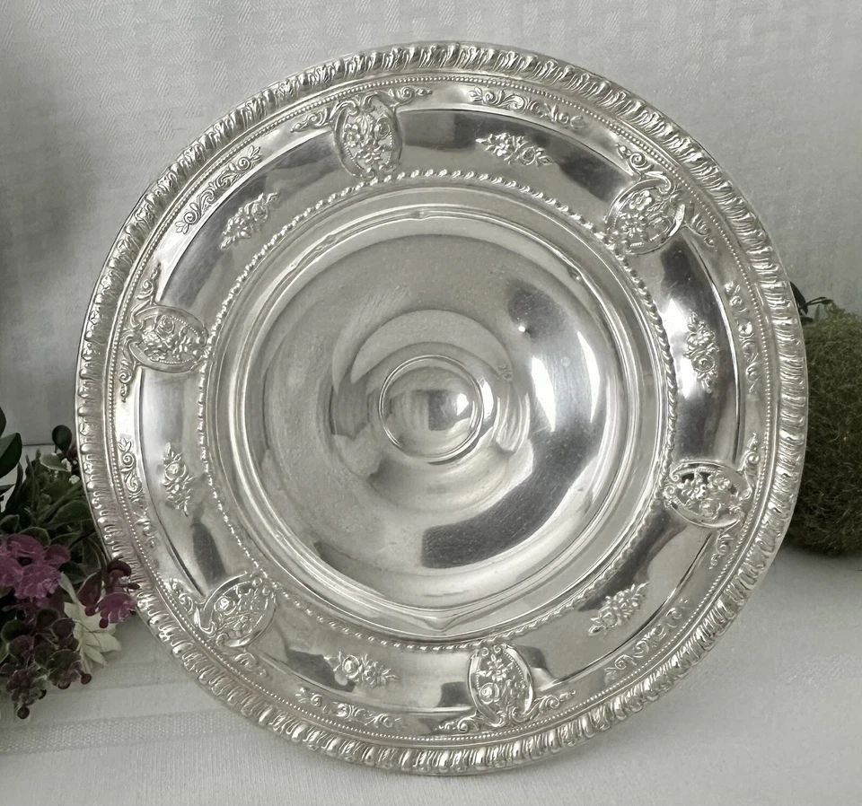 Plato de compota Wallace Rose Point de plata esterlina Wallace cuenco de caramelo con patas de plata Foto 3 de 4